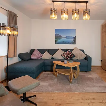 Karwendelgluehen Apartment Mittenwald